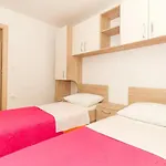 16249b Apartment Vodice